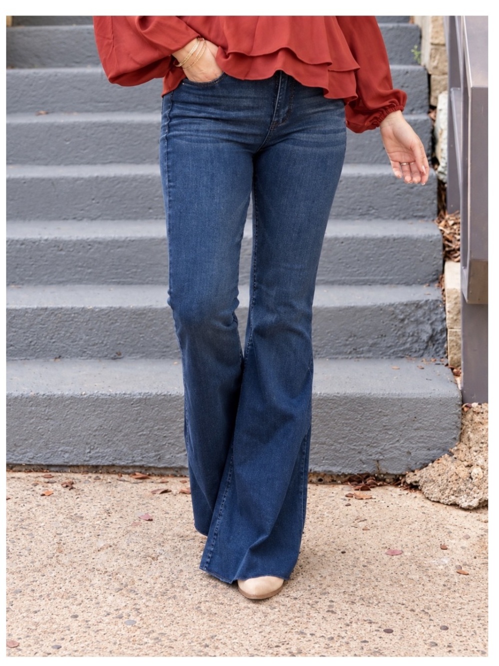 🟤NWT SPECIAL A High Rise Dark Denim Flare Jeans Sz 11